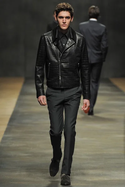 Look 6